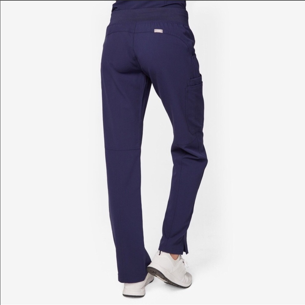 Figs Kade Cargo Scrub Pants